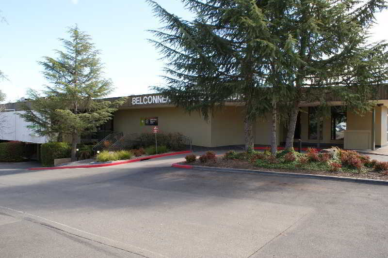 Belconnen Way & Serviced Hotel 3*