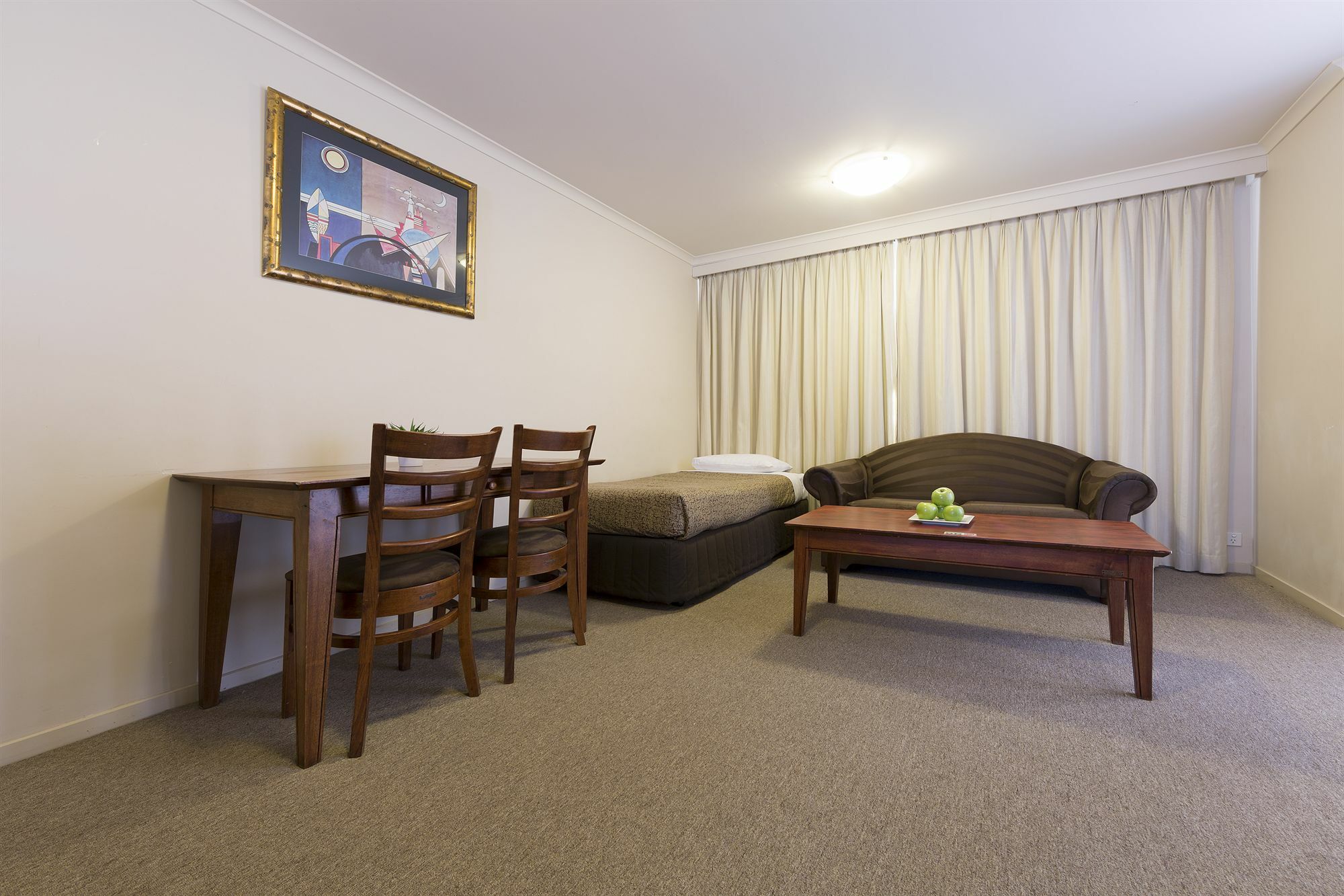 Parklands Official Aparthotel 3*