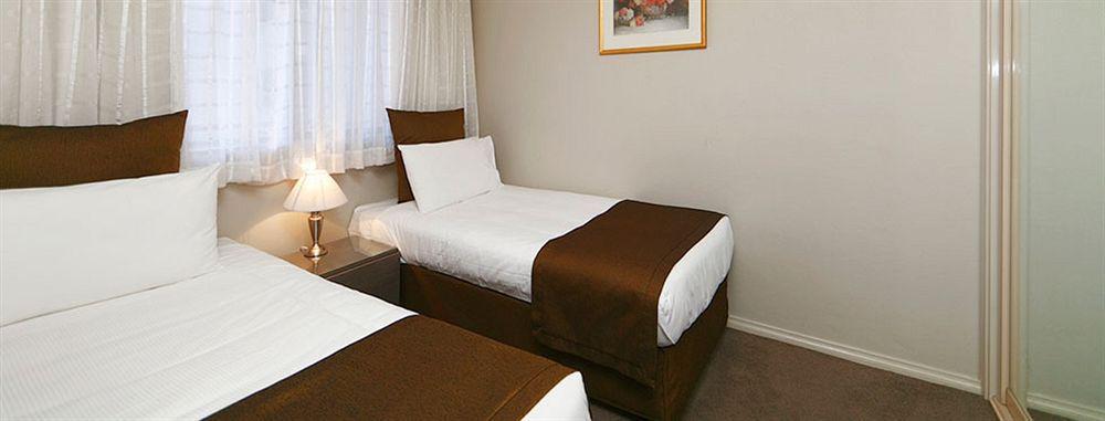 Pinnacle 4* Canberra
