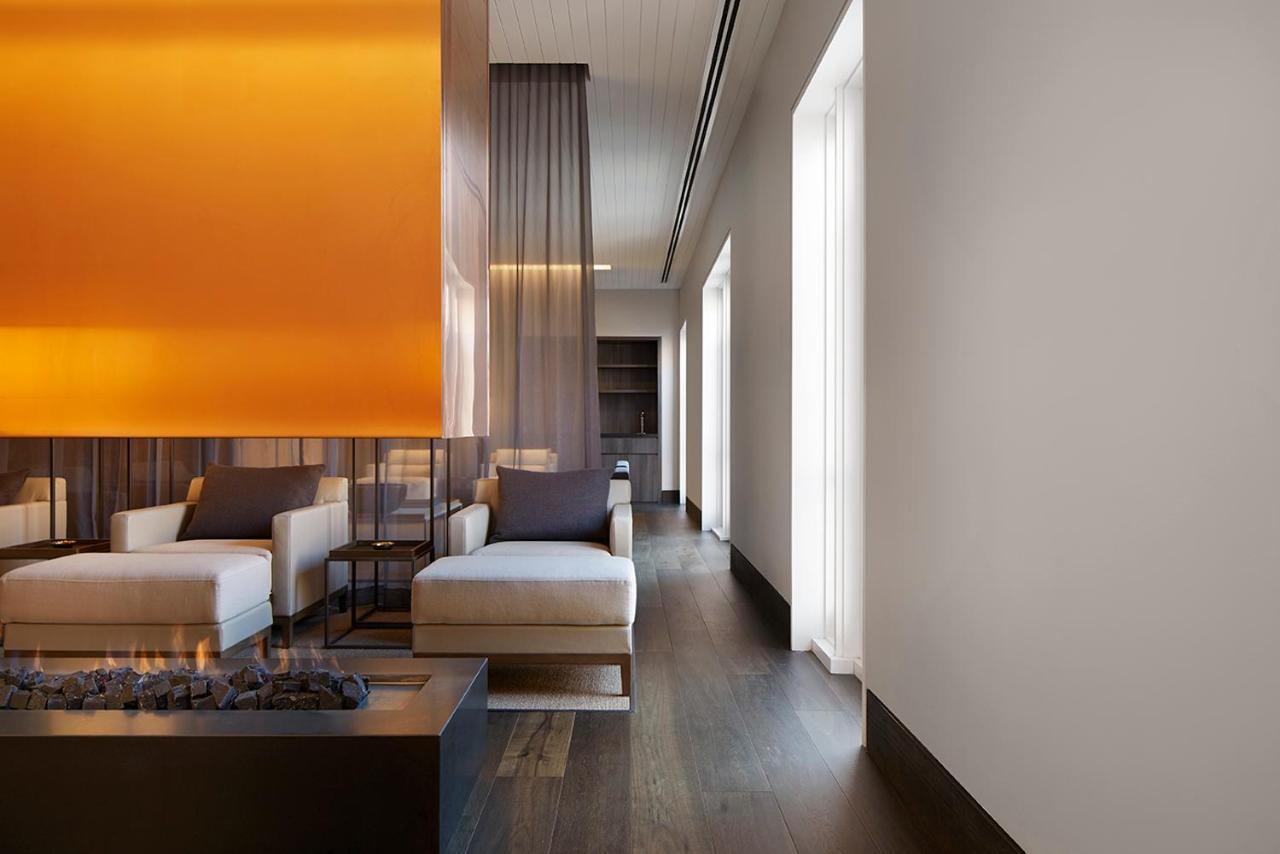Hotel Realm 5*