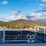 City View Lovely 1Bd Apartment @ Cbd