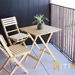 Stylish, Modern, Cute As A Button - Braddon Cbd