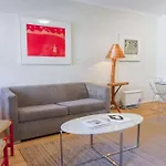 Modern Boutique Cbd 2Br 1St Floor Apt