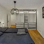Excellent Apartment In Canberra