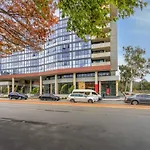 Brad17 Modern 2Br 2Ba Braddon Apartment