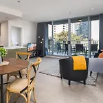 Central 1-Bed With Parking Bbq And Indoor Pool