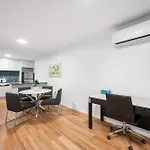 Serain Apartment On Northbourne Ave Canberra 