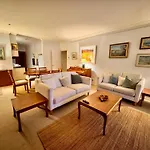 3 Bdrm 2 Bthrm House Close To Canberra Cbd & Anu