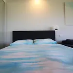 Stylish Apartment With Rooftop Pool, Minutes From City And Anu