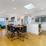 Serene 3Br Haven In Ainslie - Ideal Getaway