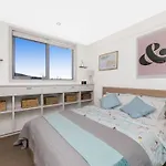 3Br Braddon Flat, 8 Mins Walk To Cbd