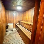 Sky High 3Br Canberra Cbd Views Pool & Gym