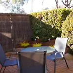 Canberra Accommodation Deakin