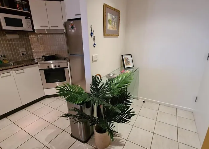 Stunning 2Br Apt In The Heart Of Canberra City