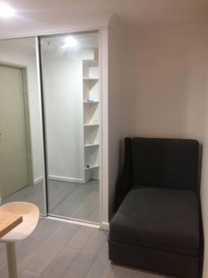 Dana-cozy Private In Shared Apt-rm 2 *