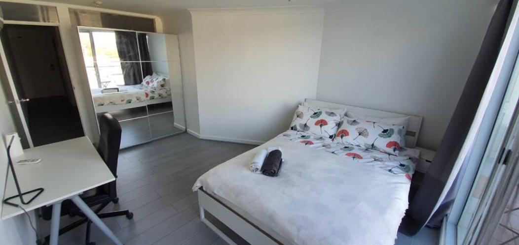 Dana-cozy Private In Shared Apt-rm 2 *