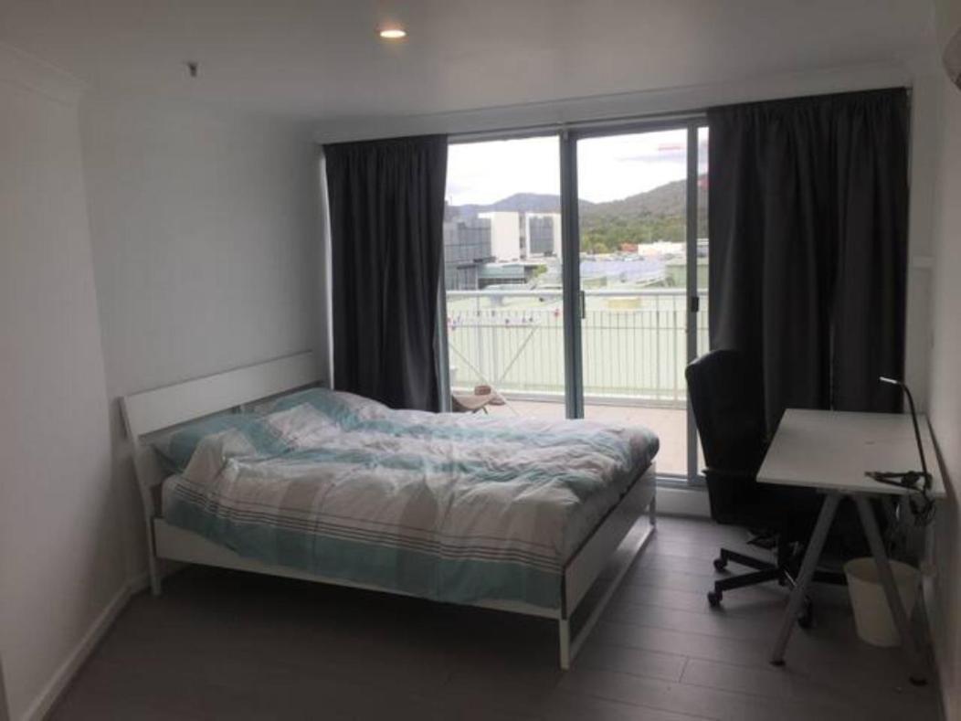 Dana-cozy Private In Shared Apt-rm 2 Canberra
