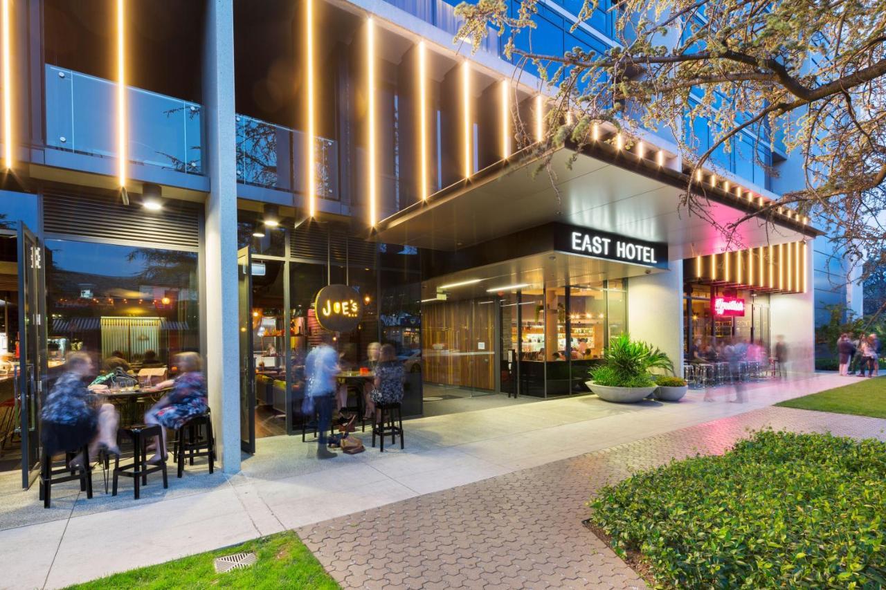 Hotel East And Camberra