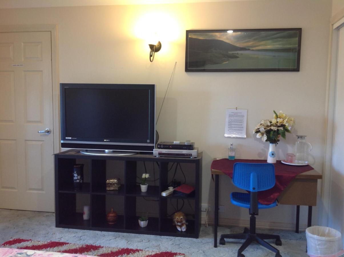 Homestay A Away From Canberra