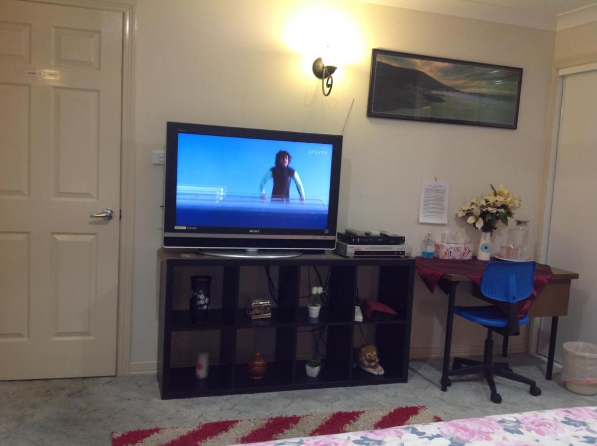 A Away From Homestay Canberra