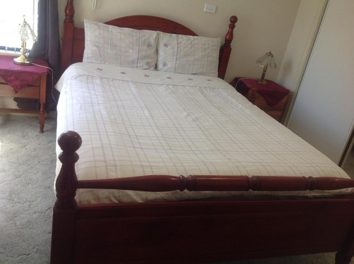 Homestay A Away From Canberra