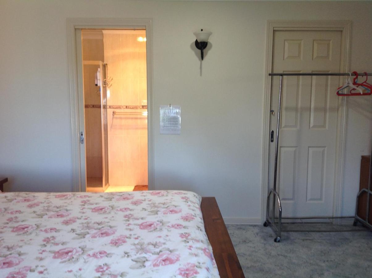 A Away From Homestay Canberra