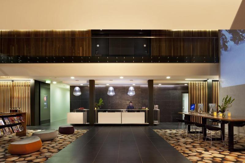 Hotel East And 4*