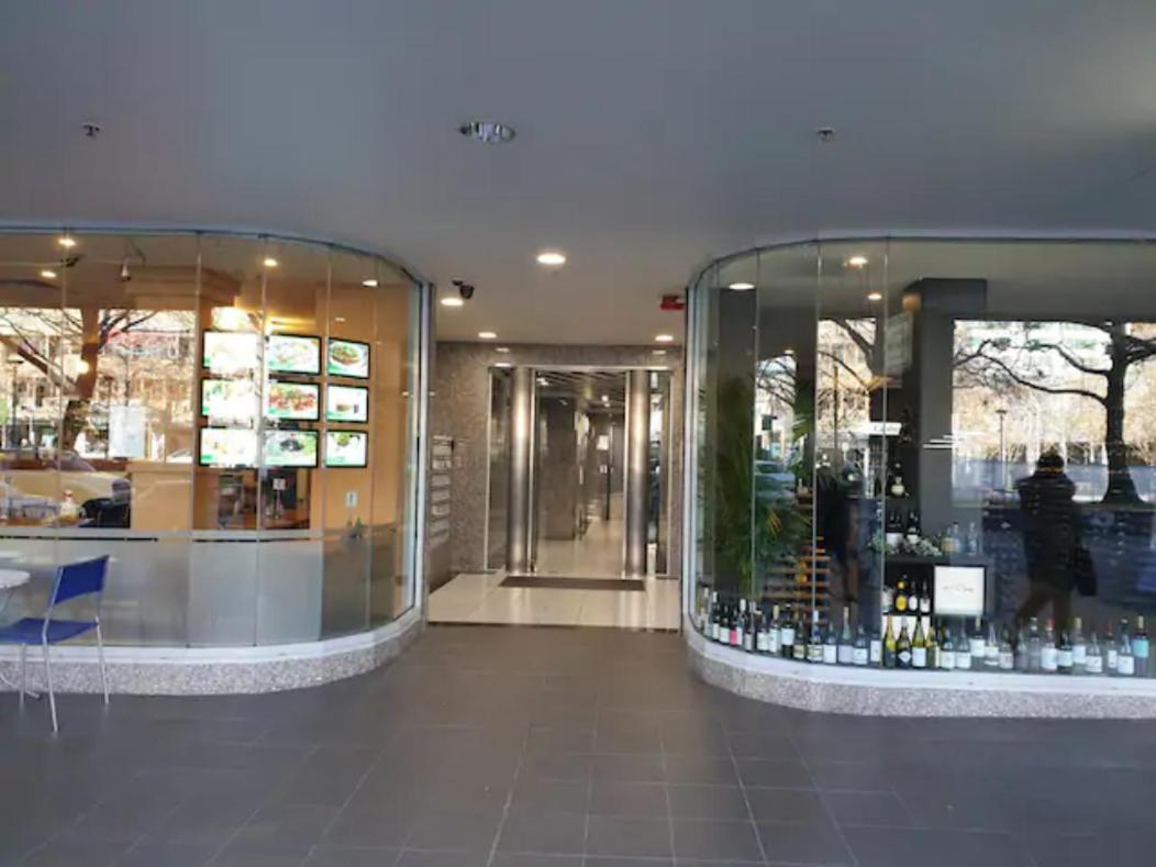 Apartment Dana-spacious Private In Shared 2-bedroom Apartment-2 *