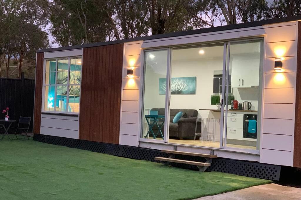 Tiny House In Belconnen 1br Self Contained Wine * Canberra