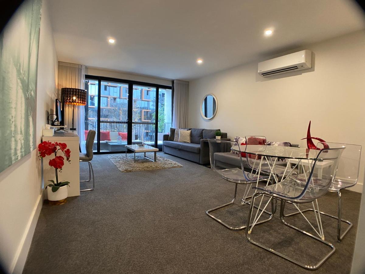 The Gallery Luxe 1 Bedroom Executive In The Heart Of Braddon Wine Secure Parking Wifi