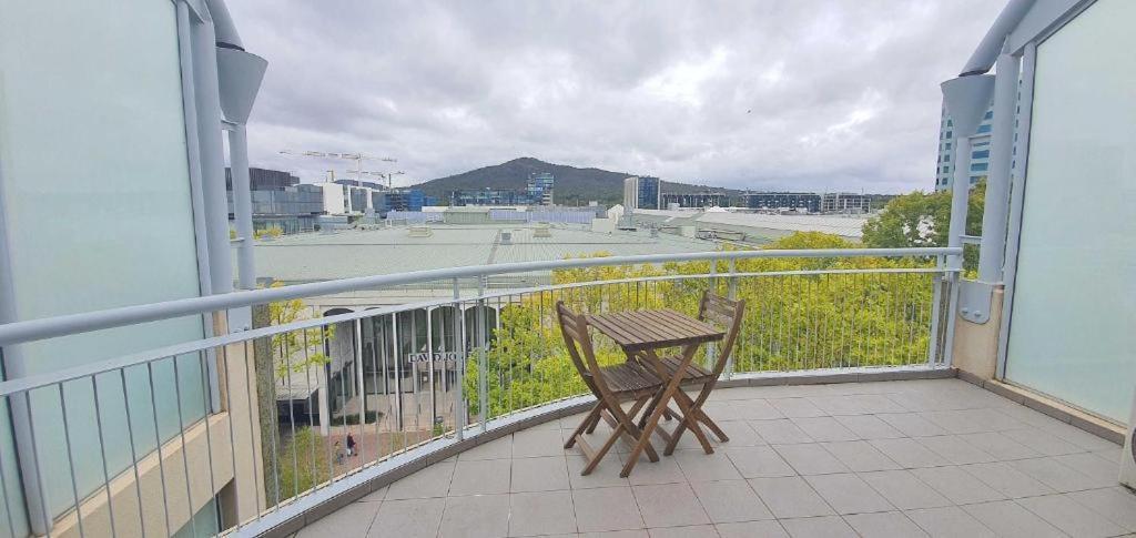 Dana-cozy Private In Shared Apt-rm 2 Apartment Canberra