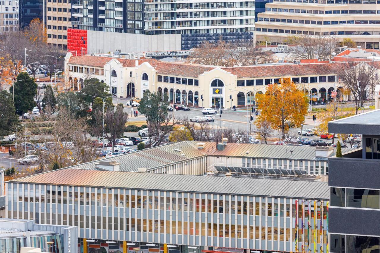 Top Floor With Lake View New Apt 2bds 1csp Heart Of Cbr And Casino Enjoy Welcome Gift Canberra