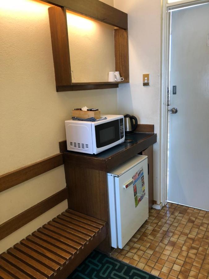 Motel Lyneham Motor 2*