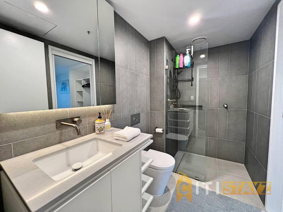 Sensational 1Bd, 1Bth Apt W/ Impressive Park Views Apartamento