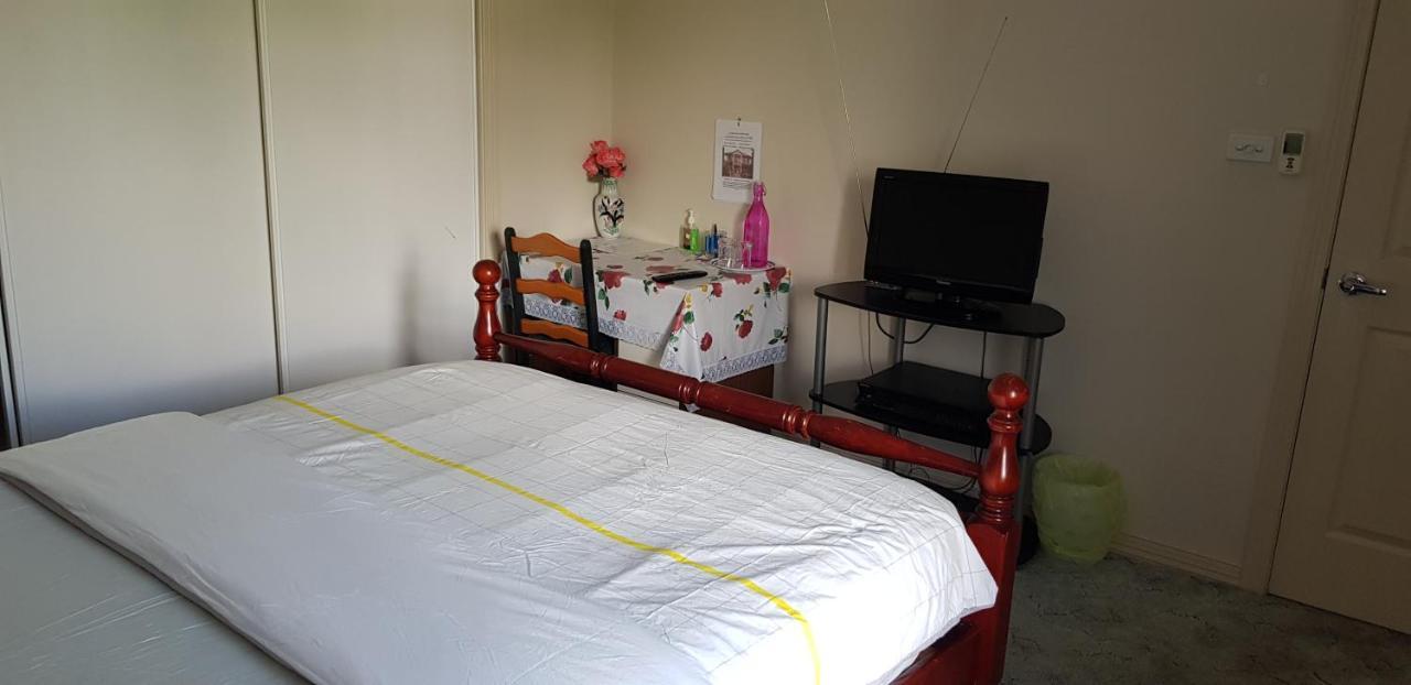 Homestay A Away From Canberra