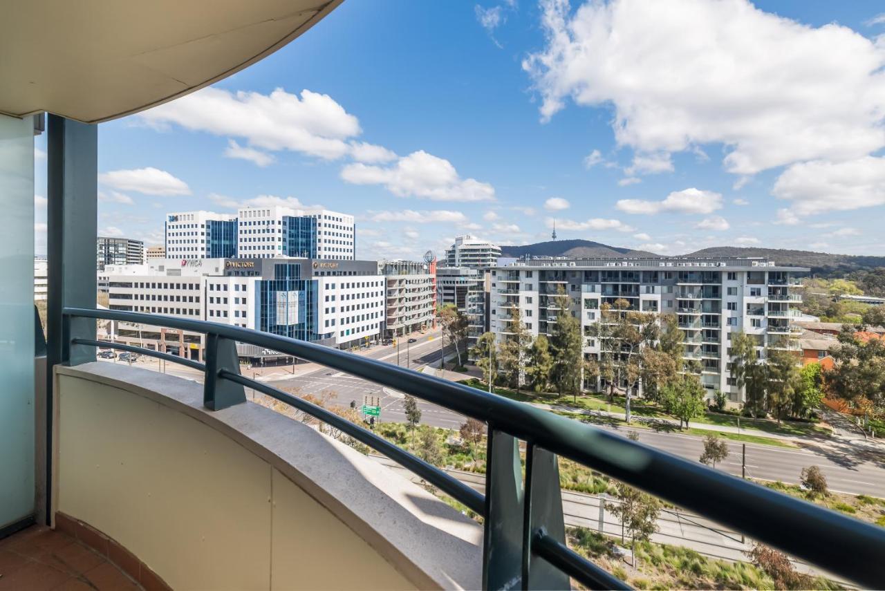 2br 2bath L8 Executive Apartment, In Centre Apartamento *