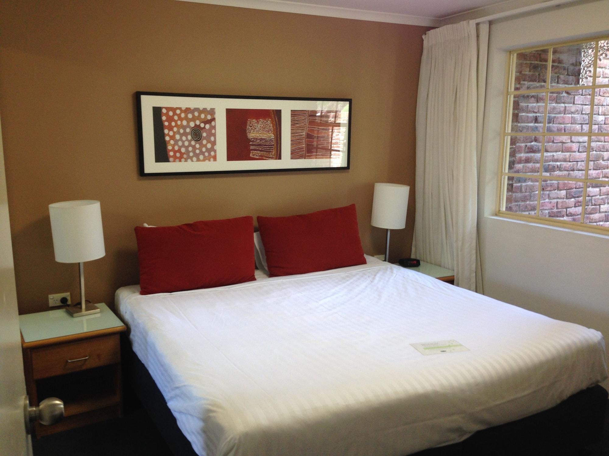 Adina Serviced Kingston Aparthotel