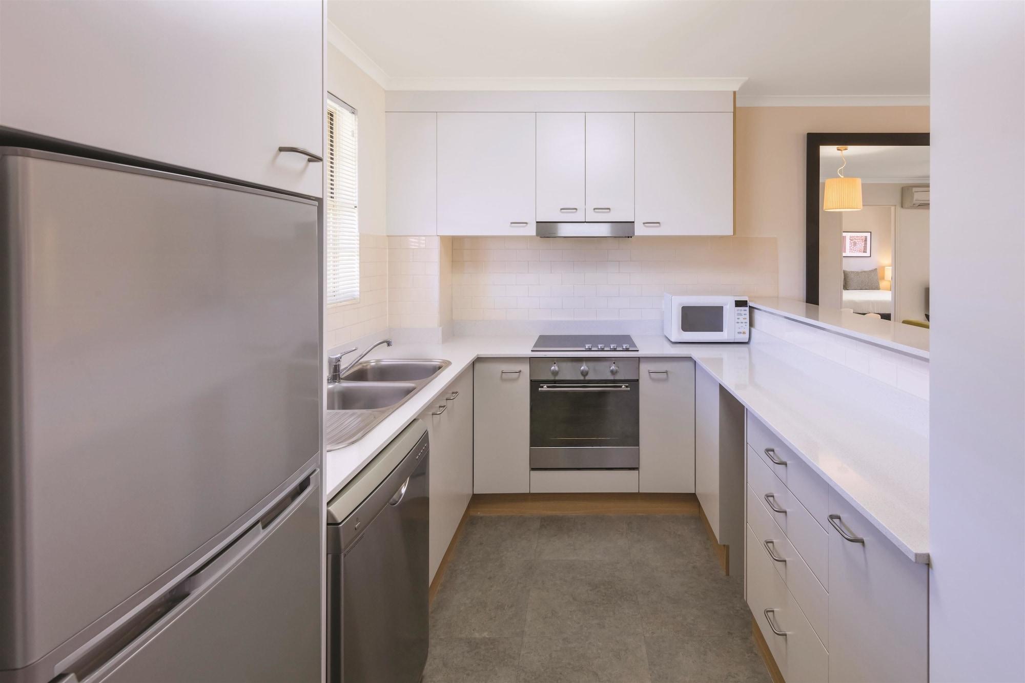 Aparthotel Adina Serviced Kingston