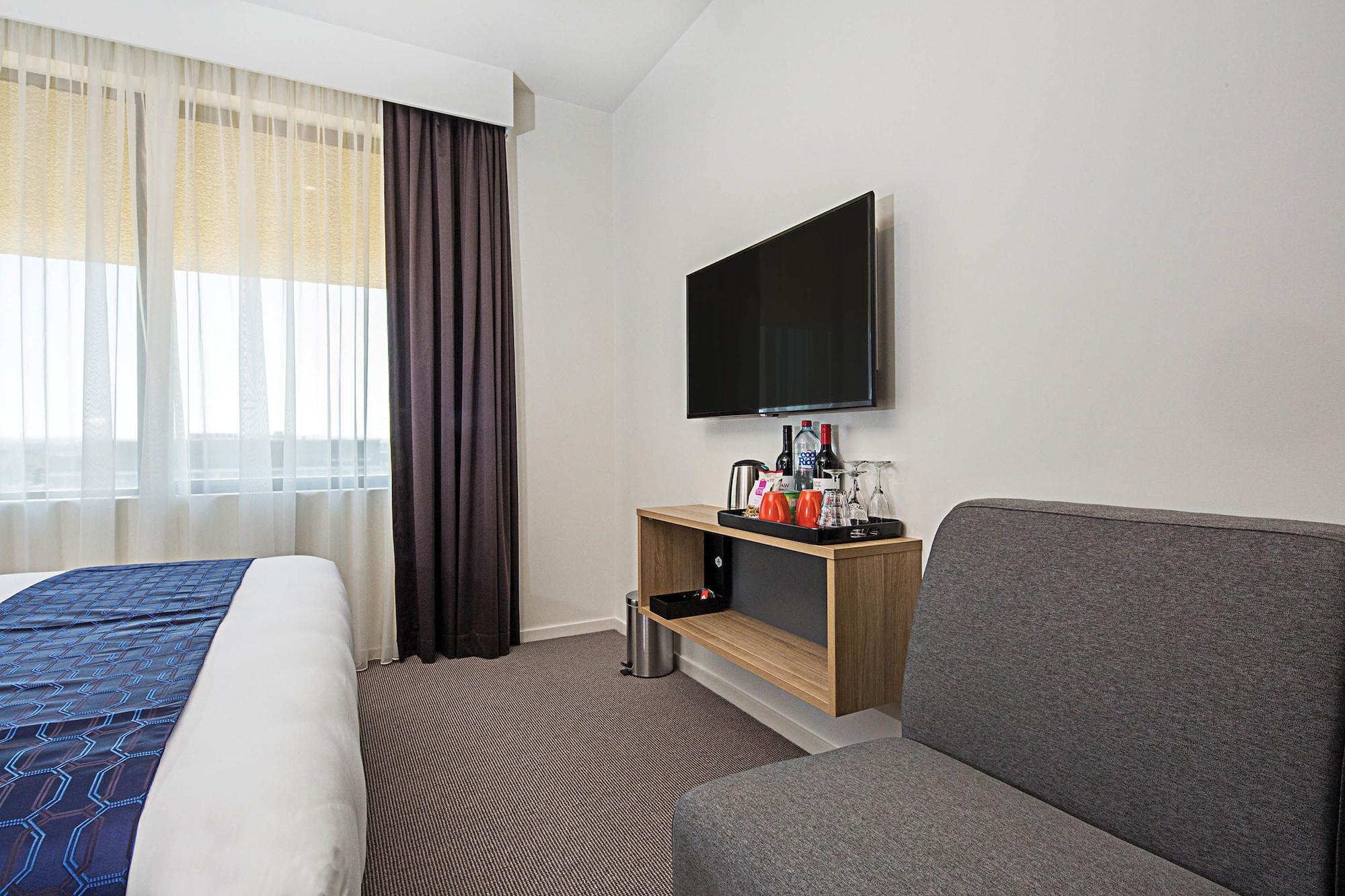 Mantra Macarthur Hotel 4*