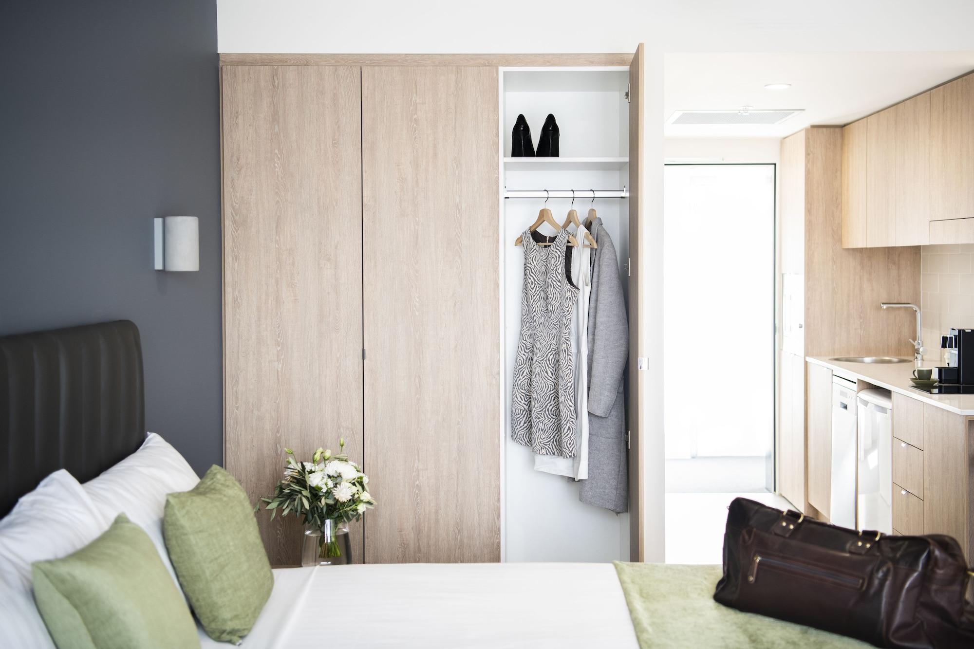 Abode Kingston Hotel 4*