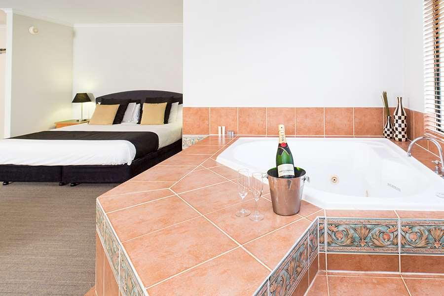 Hotel Alpha 4*