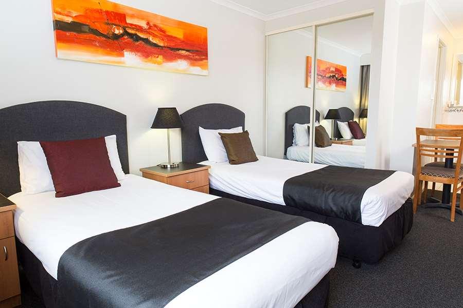 Alpha Hotel 4*