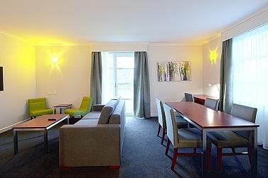 Hotel Abode Narrabundah Camberra