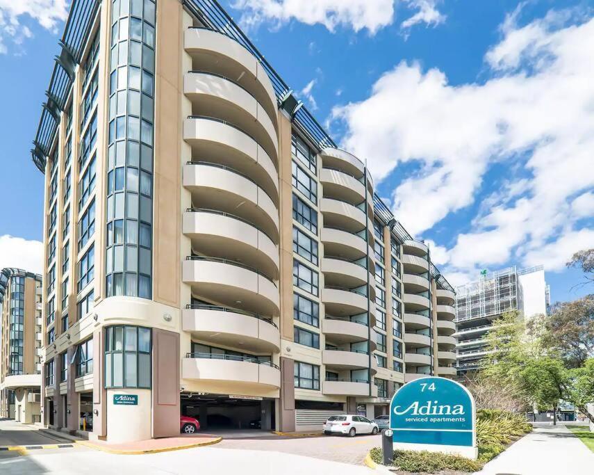 2br 2bath L4 Executive Apartment, In Centre * Canberra