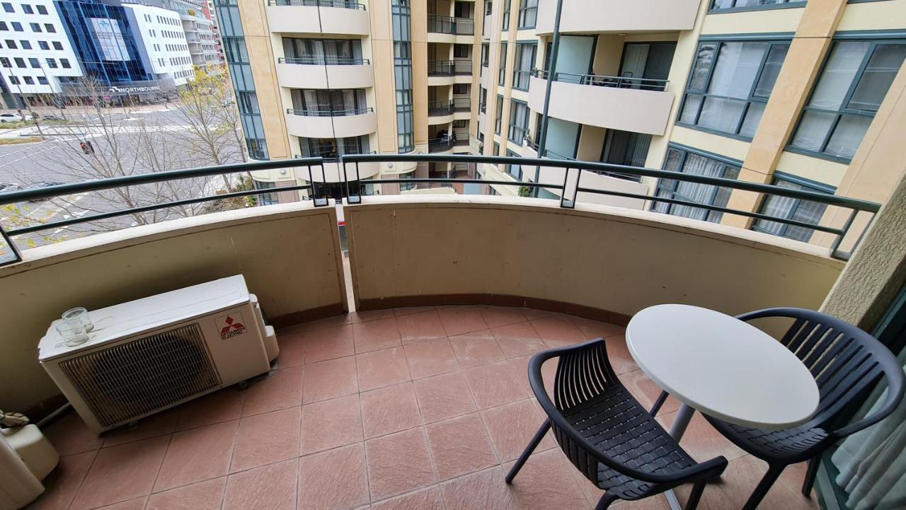 2br 2bath L4 Executive Apartment, In Centre Canberra