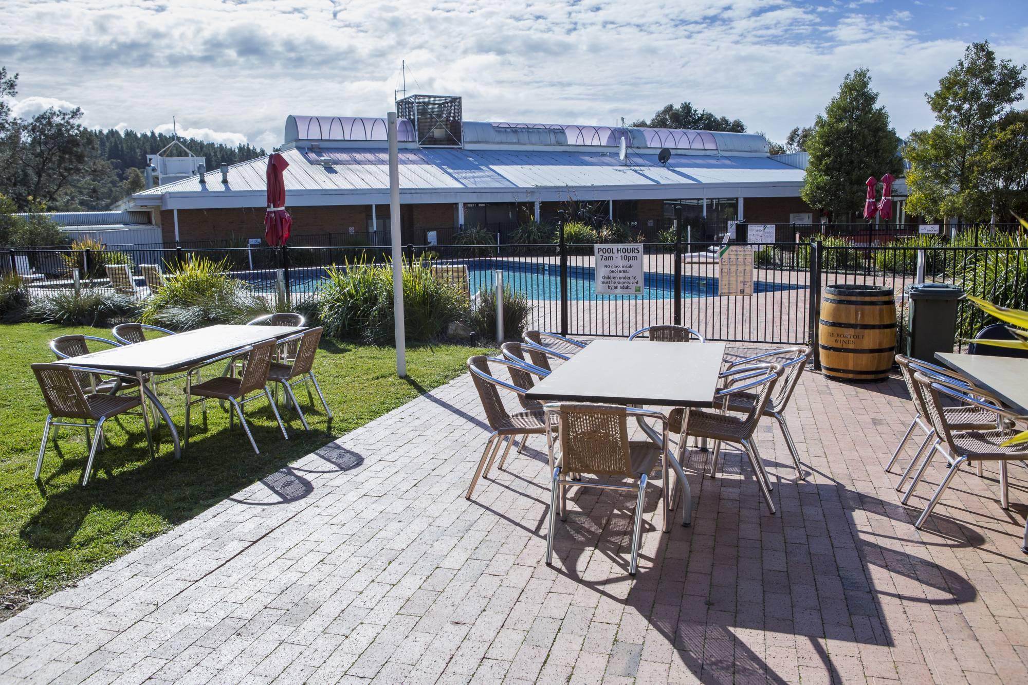 Ibis Styles Eagle Hawk Hotel 4*