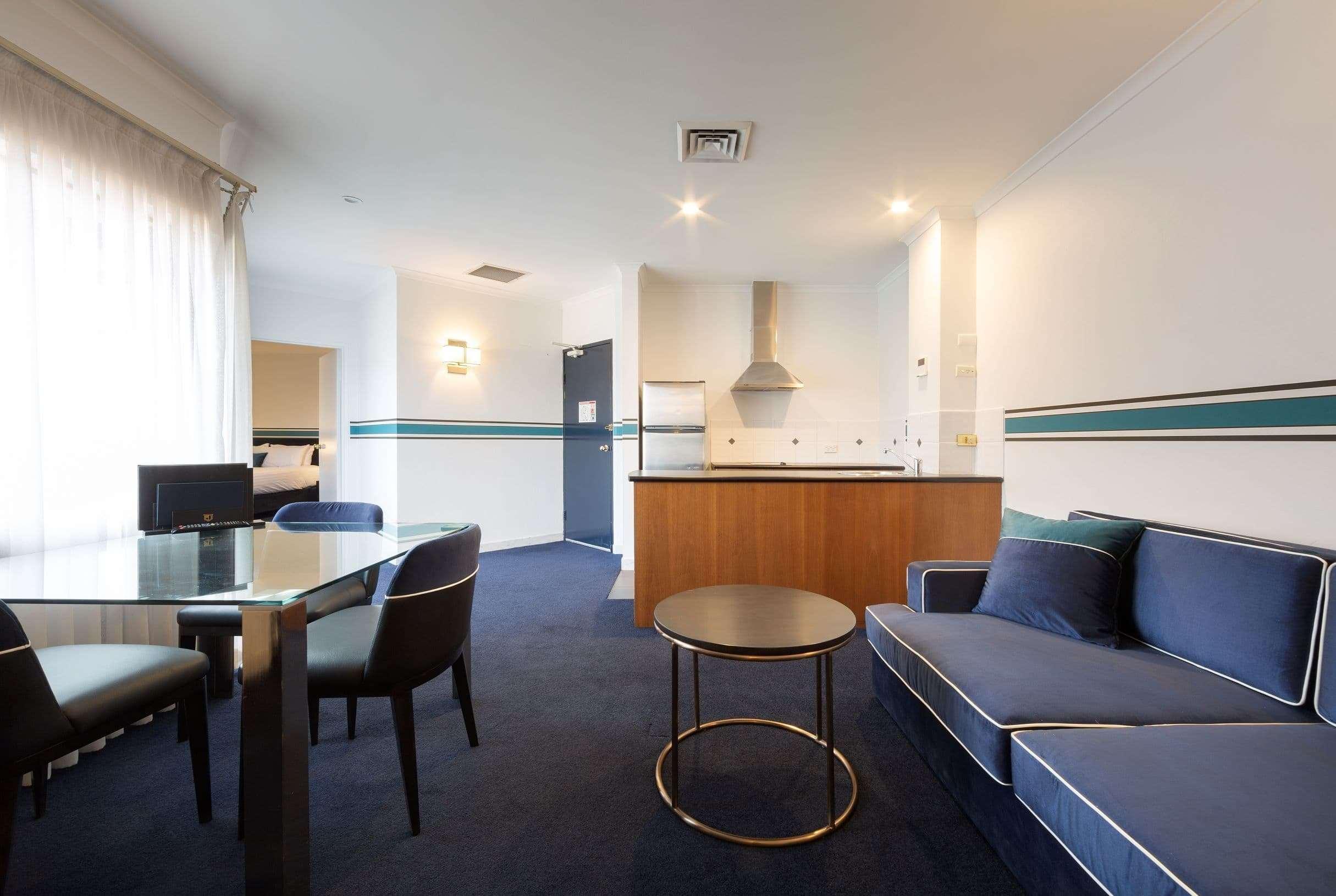 Ramada By Wyndham Diplomat
