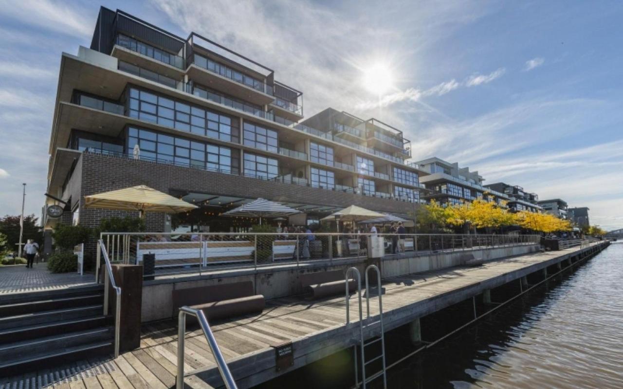 Dockside 3 Kingston Act *