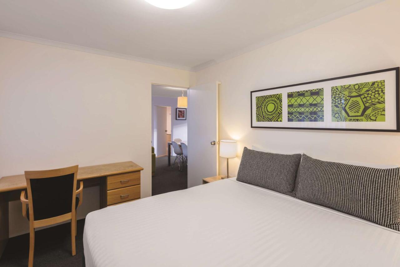 Aparthotel Adina Serviced Kingston 3*