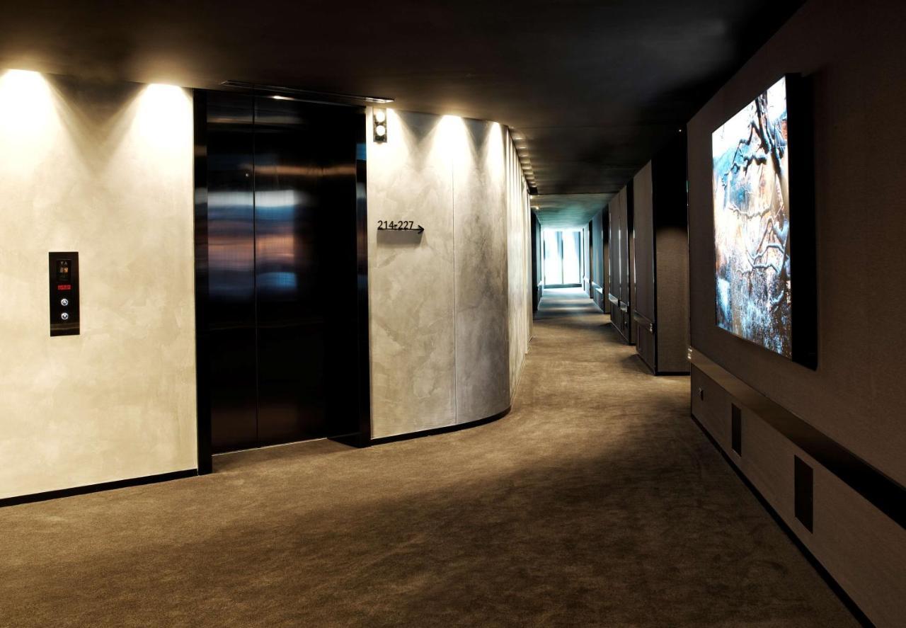 A By Adina Aparthotel Camberra